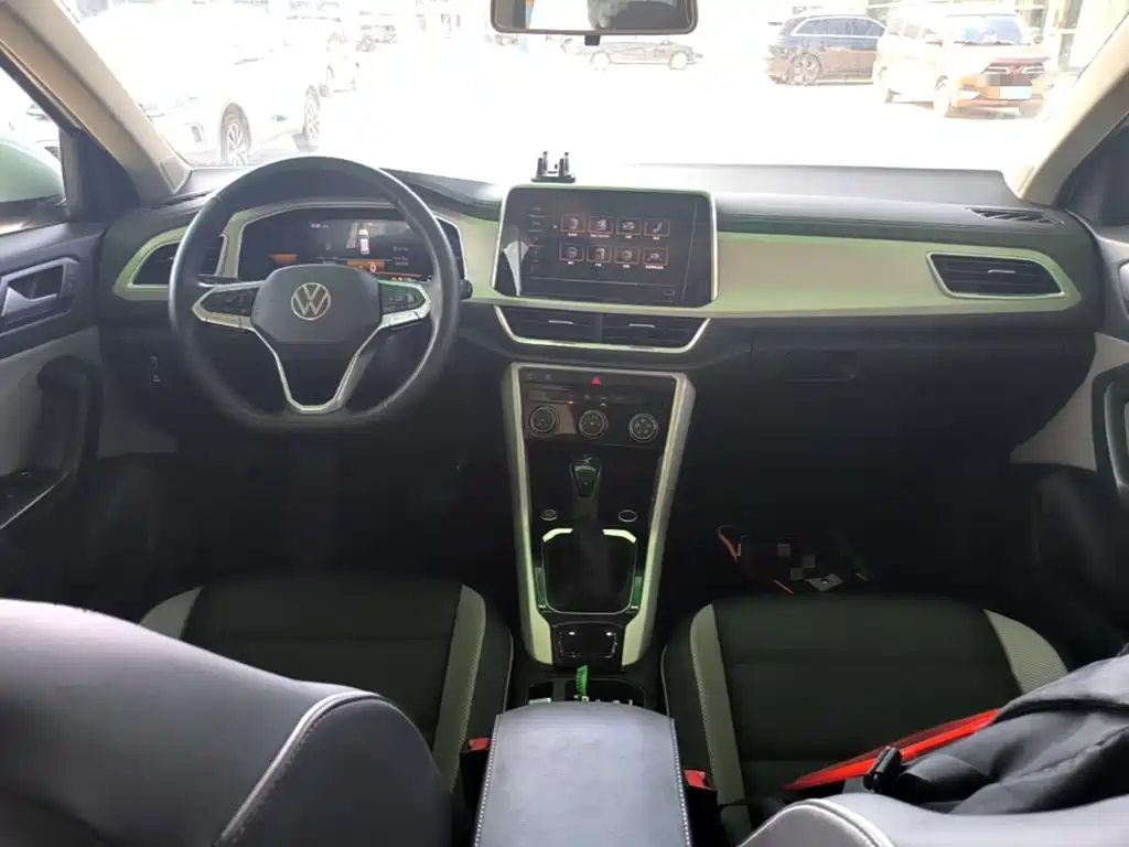 Volkswagen T-Roc, миниатюра 10