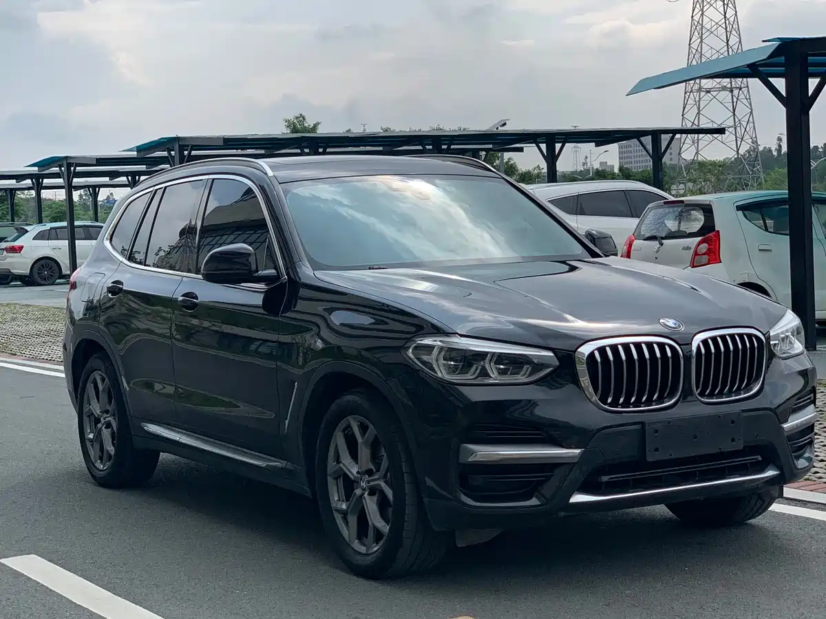 BMW X3 2020 xDrive28i Luxury Package фото 2