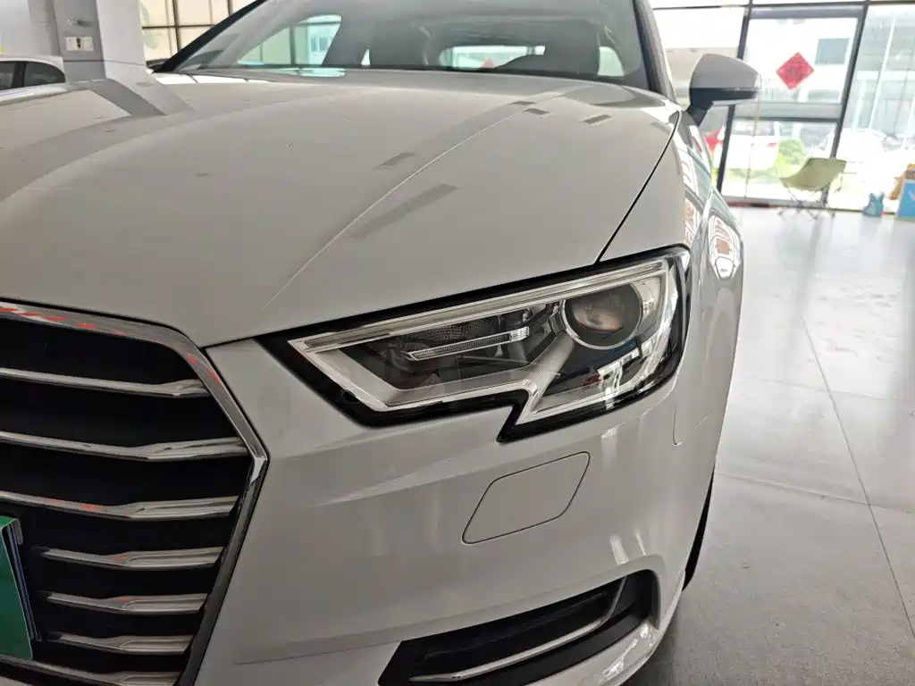 Фото 24 - Audi A3