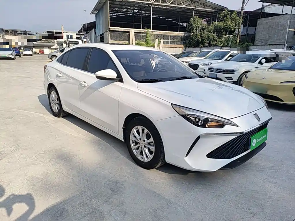 Фото 4 - Roewe i5