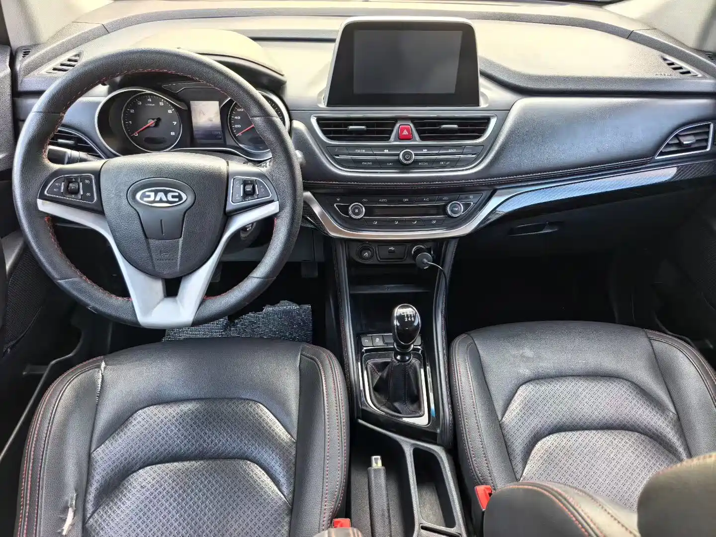 Фото 7 - JAC Refine S3