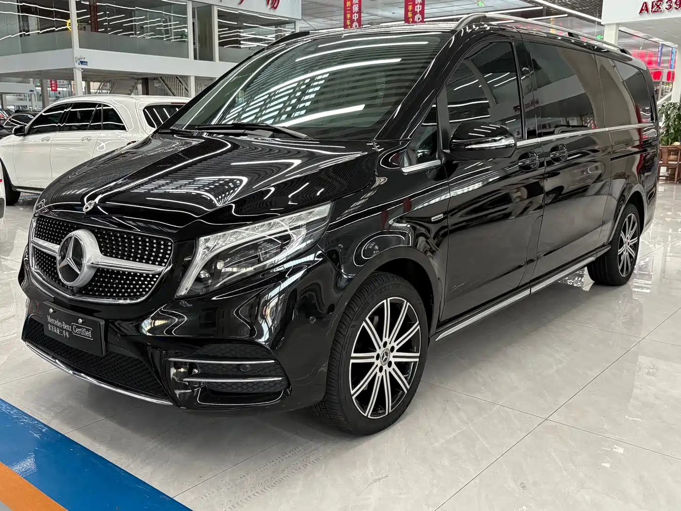 Mercedes-Benz V-Class 2021 V 260 L Long Wheelbase Luxury Edition