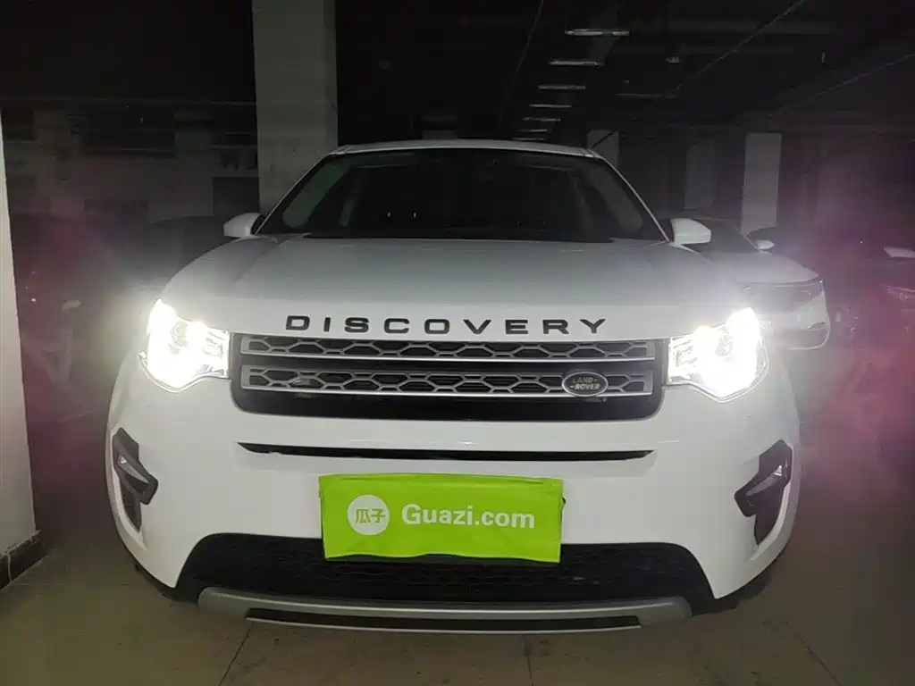 Land Rover Discovery Sport 2018 240PS HSE Edition фото 3