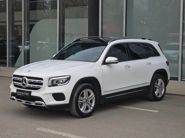 MERCEDES-BENZ GLB