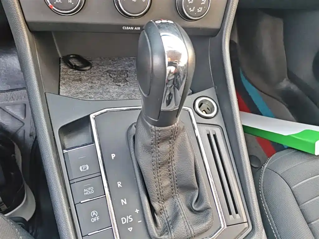 Volkswagen Lavida 2018 280TSI DSG Comfort Edition China V фото 14