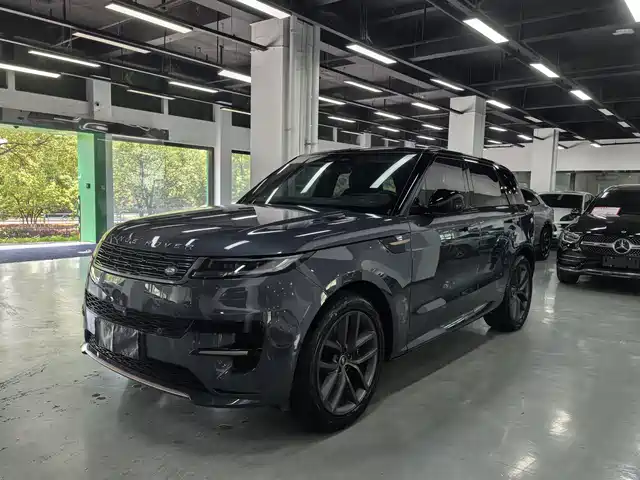 Land Rover Range Rover Sport 2025 400PS Dynamic HSE — фото 1