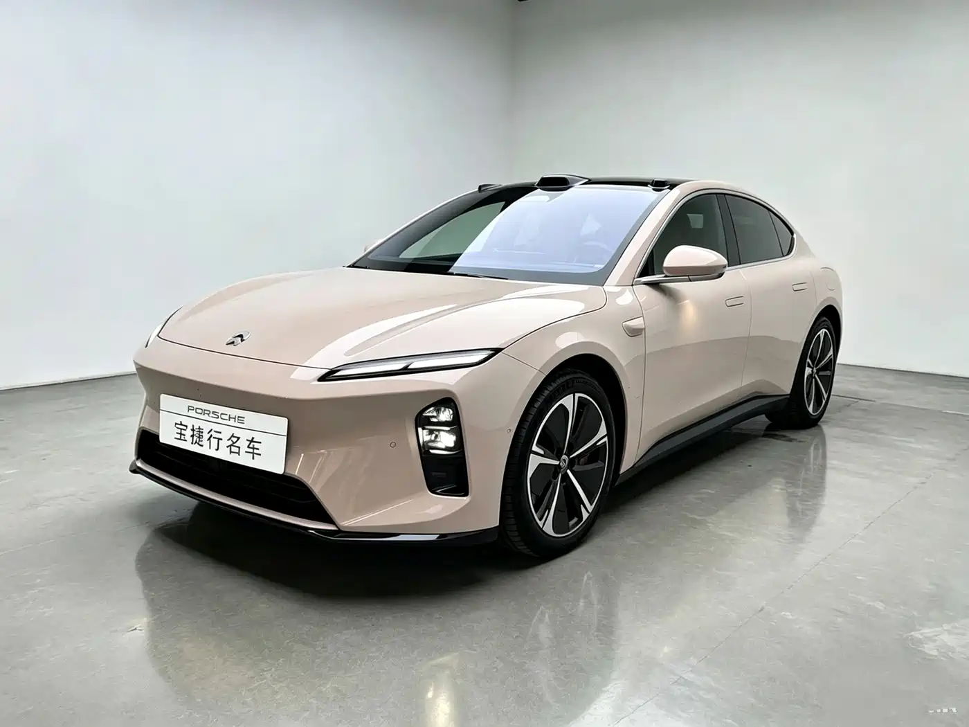 2025 NIO ET5