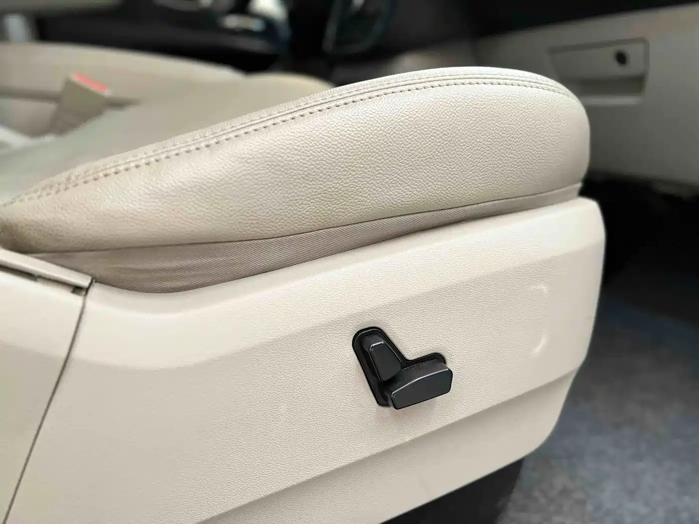 Chrysler Grand Voyager (Import) 2015 2014 3.6L Comfort Edition