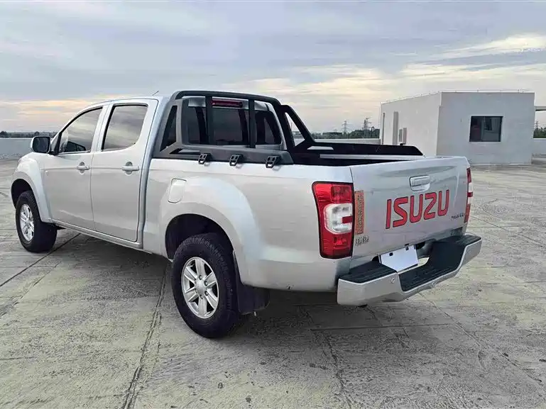 صورة 9 - Isuzu Ruimai