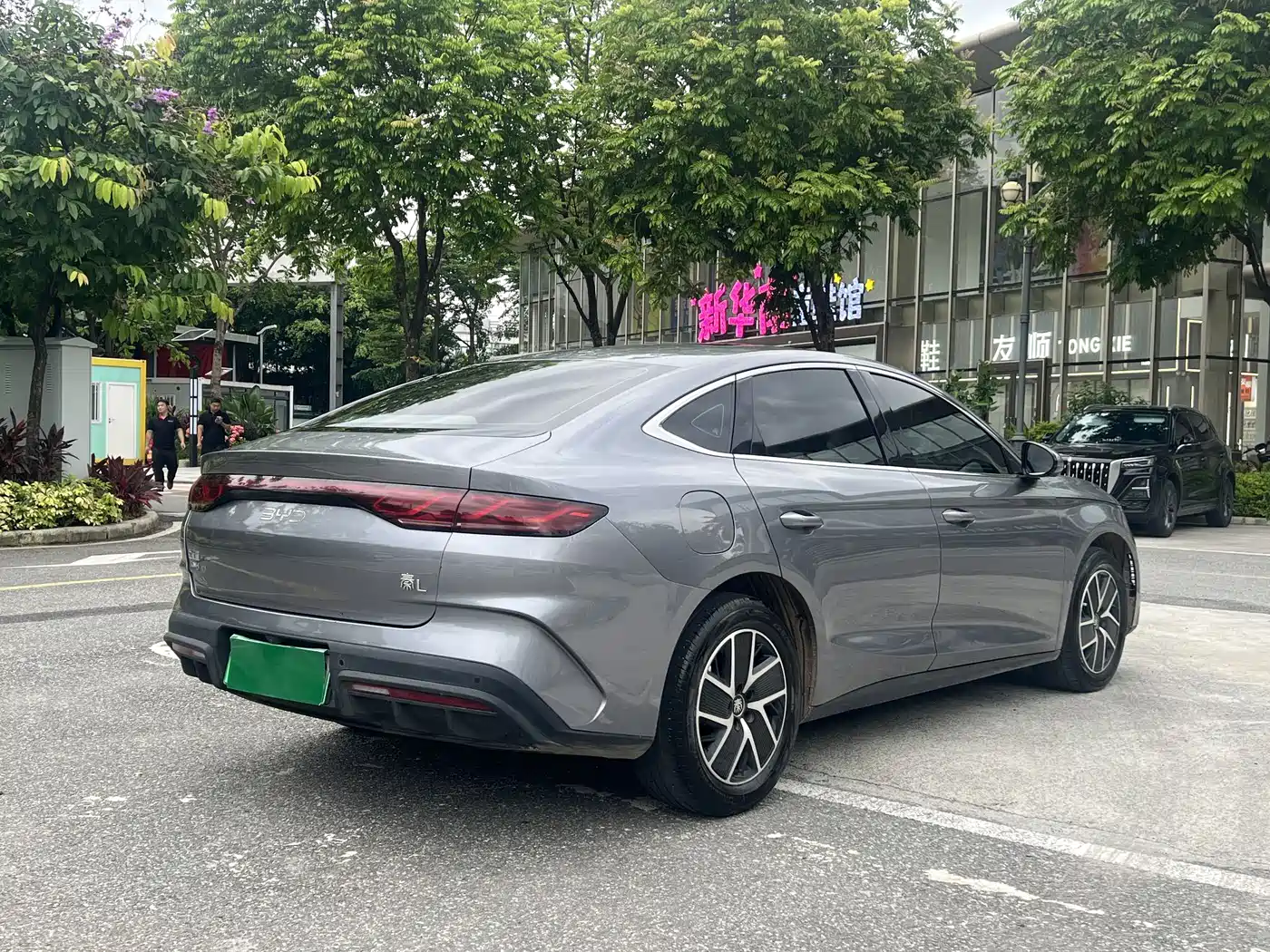 BYD Qin L 2024 2024 DM-i 120KM Superior Edition