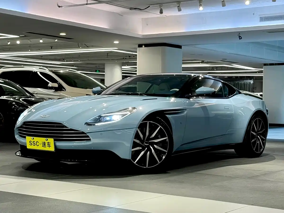 Aston Martin DB11 2017 2017 5.2T V12