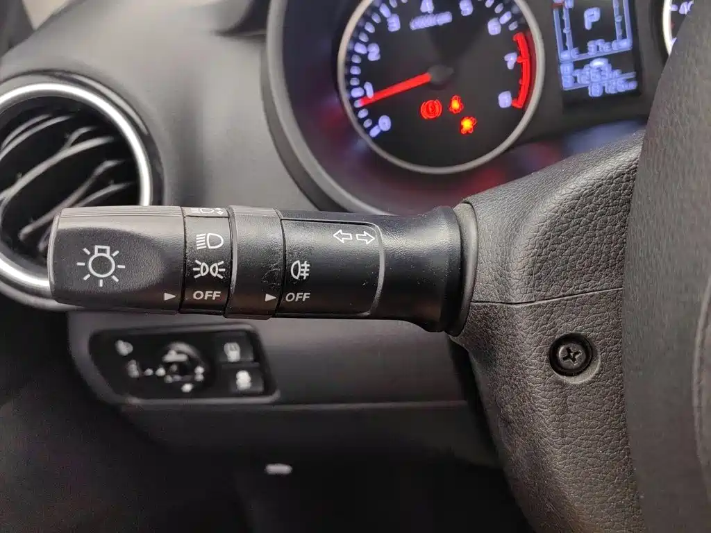 Kia Huan Chi 2022 2020 Facelift 1.4L Auto Comfort Sunroof Edition