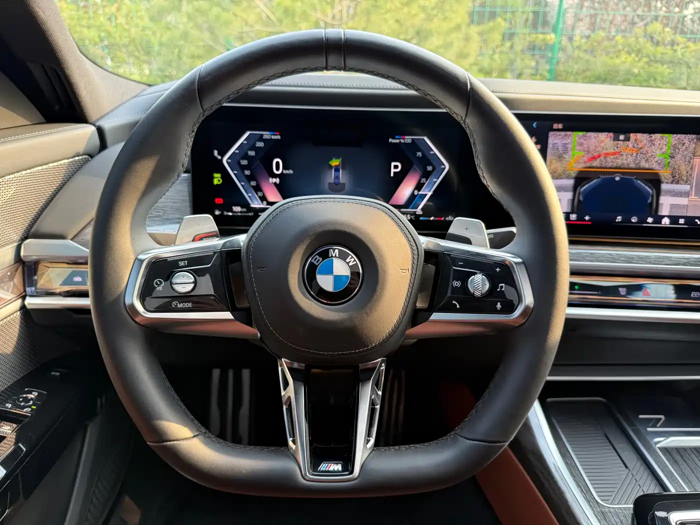 BMW 7 Series 2023 740Li Exclusive M Sport Package фото 24