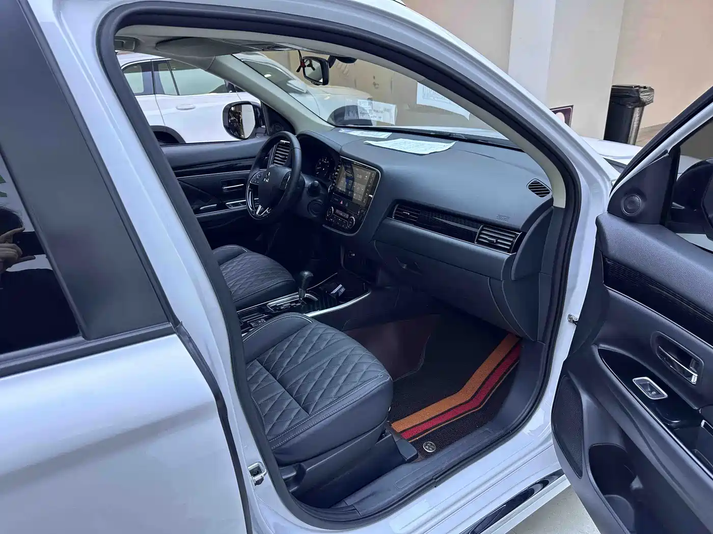 Mitsubishi Outlander 2023 2021 2.0L FWD Comfort Edition 5-seater