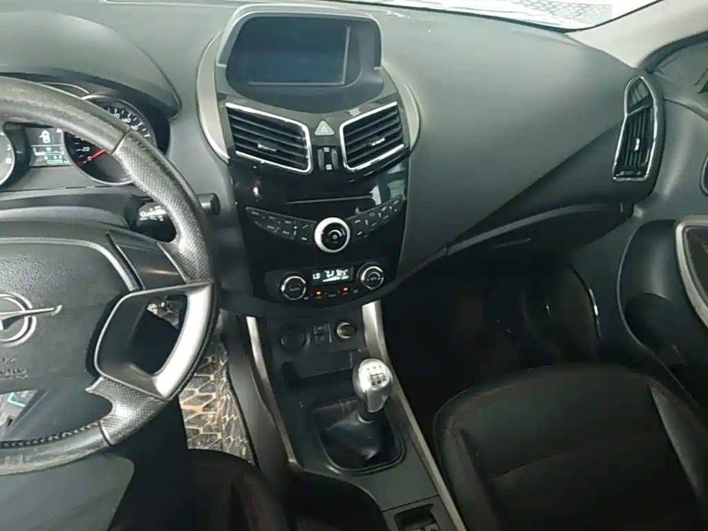 Haima S5 2015 2015 1.6L Manual Smart Luxury