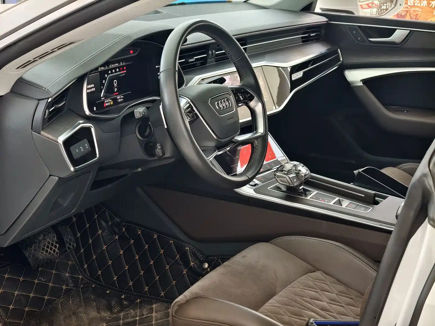 Audi A7L 2023 2022 45 TFSI quattro S-line Paladin