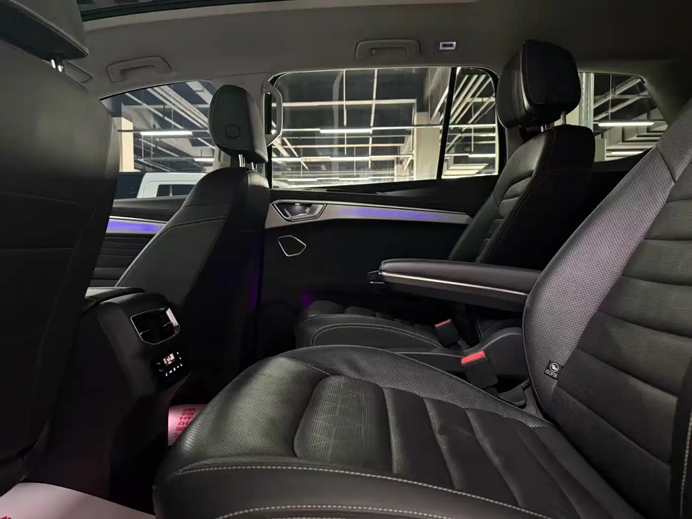 Volkswagen Talagon 2022 380TSI 4WD Luxury Premium Pro Edition 6-seater фото 5