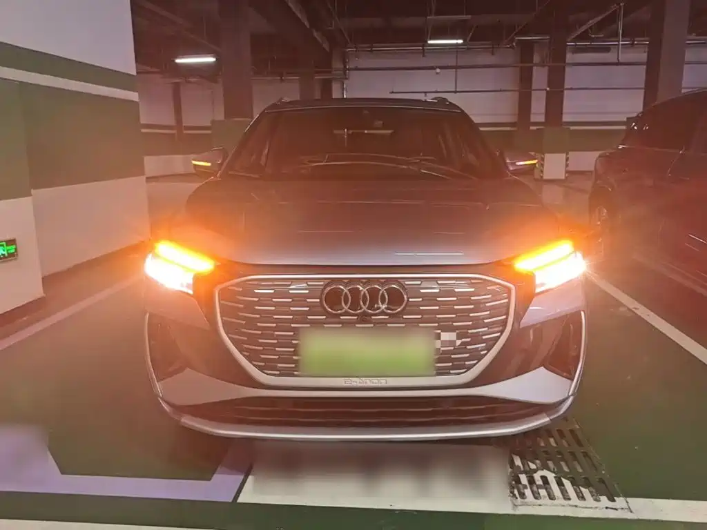 Фото 3 - Audi Q4 e-tron