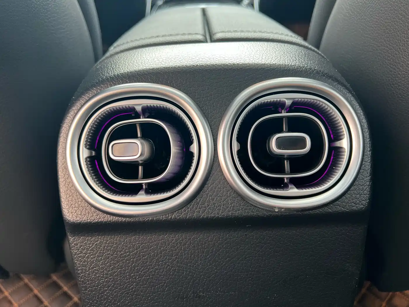 Mercedes-Benz C-Class 2024 C 260 L Sport фото 30