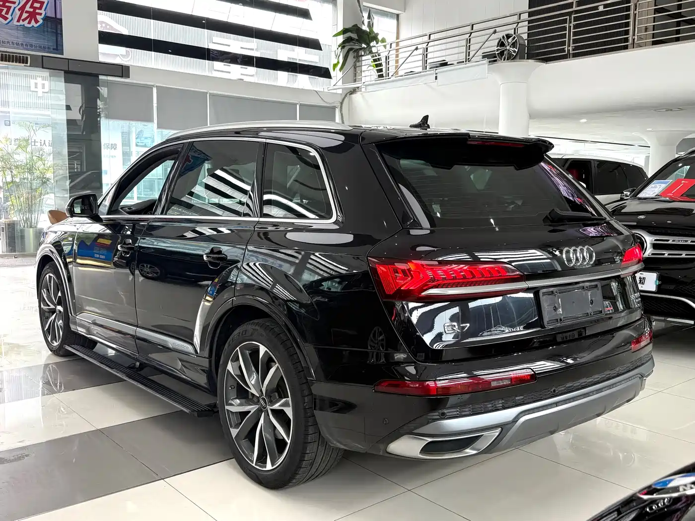 Audi Q7 2021 55 TFSI quattro S line Sport фото 18