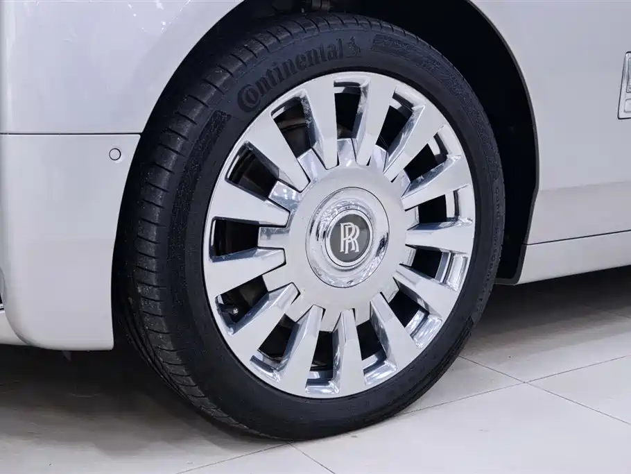 Rolls-Royce Phantom 2019 2018 6.7T Long Wheelbase Version