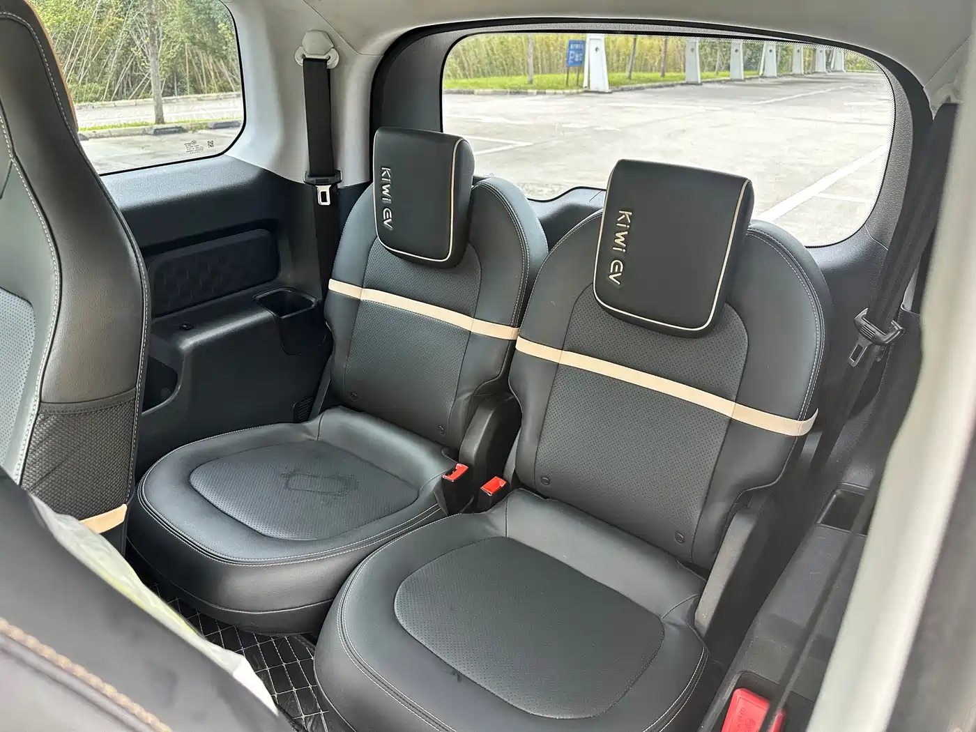 Baojun KiWi EV 2024 2022 Designer Lite NMC