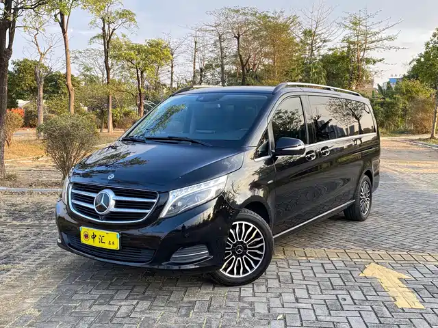 MERCEDES-BENZ V CLASS