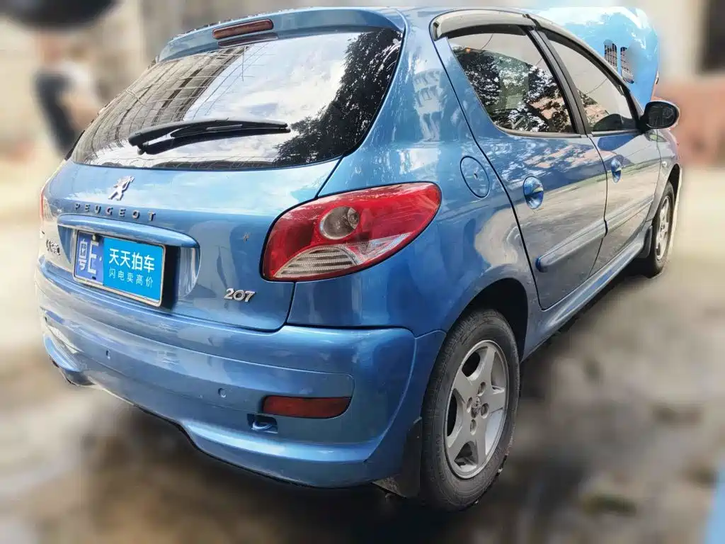 Peugeot 207 2012 2011 Hatchback 1.4L Manual Joy Edition
