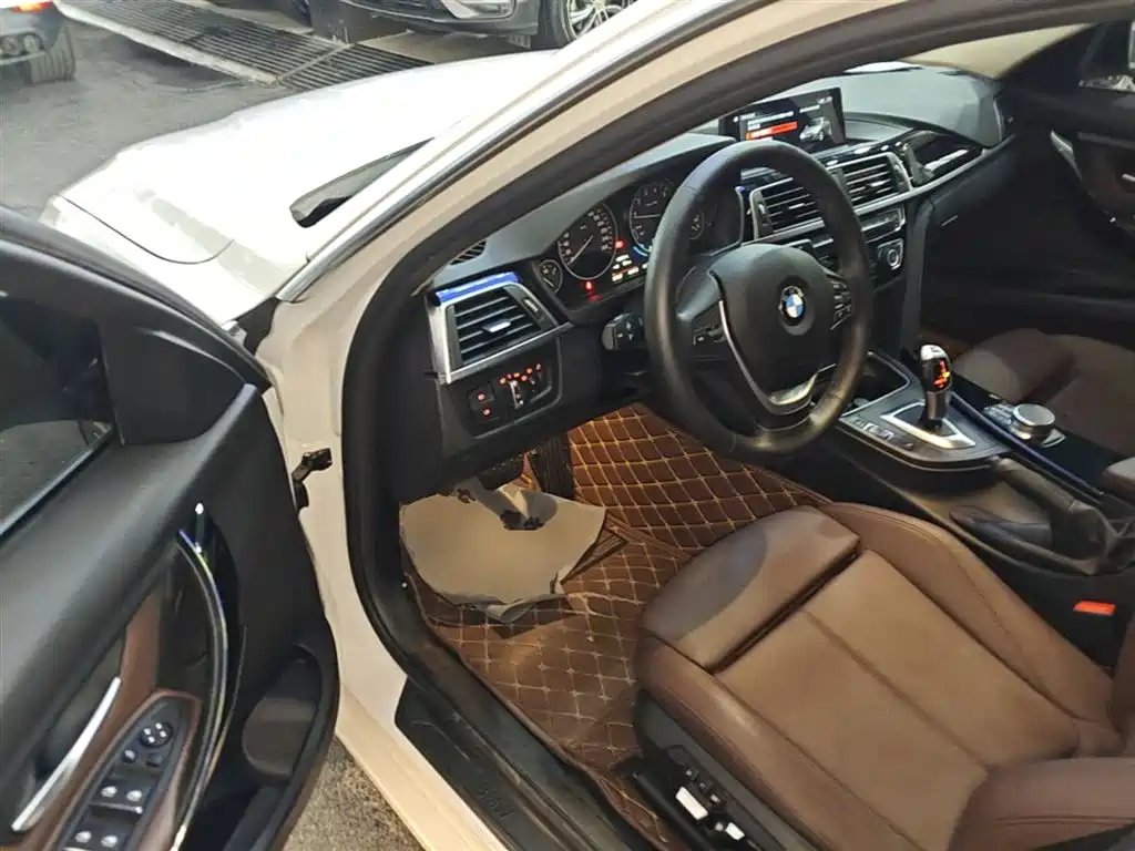 BMW 3 Series 2019 320Li Fashion Type фото 16