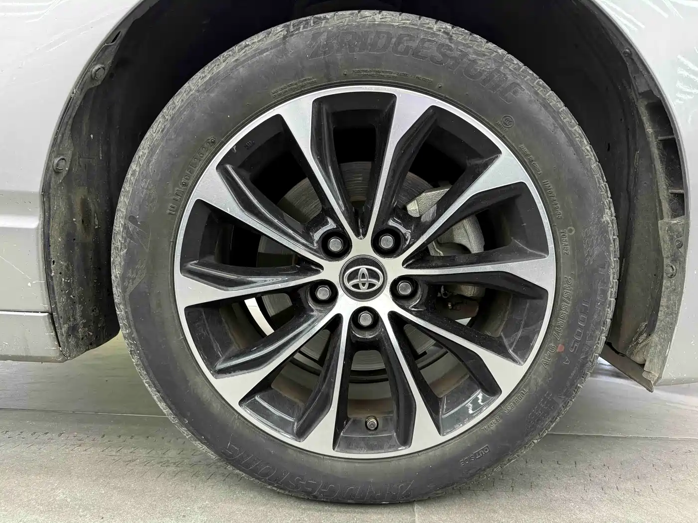 Toyota Avalon 2022 2.0L Progressive Edition фото 5