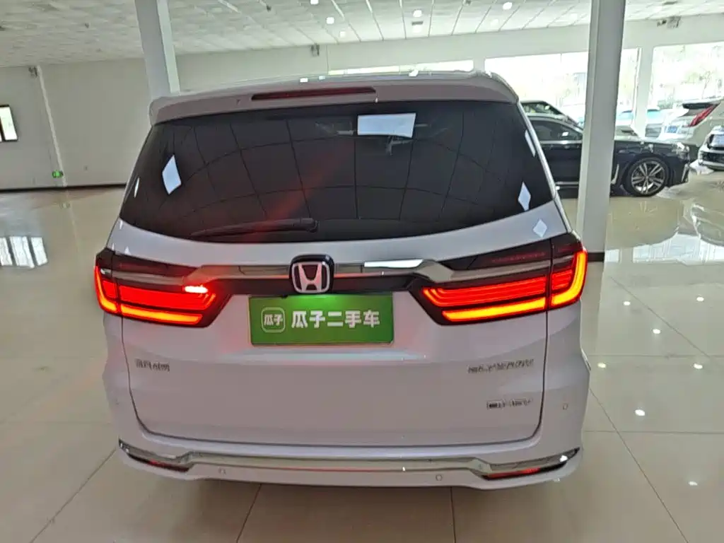 Honda Elysion 2025 2024 2.0L e:HEV Luxury Edition
