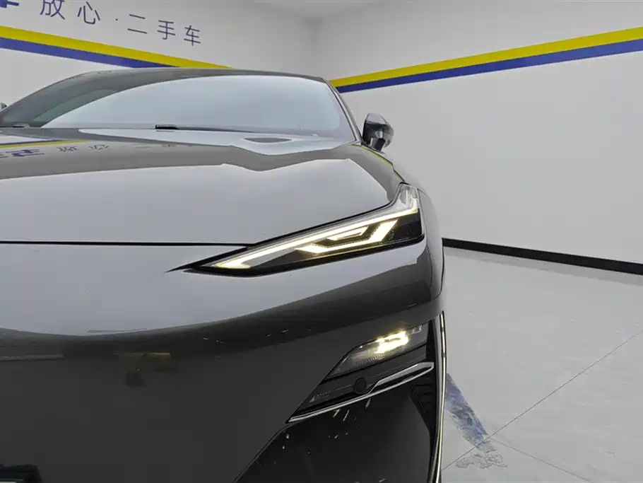 Geely Galaxy Galaxy E8 2024 2024 665km RWD Starship Voyager Edition