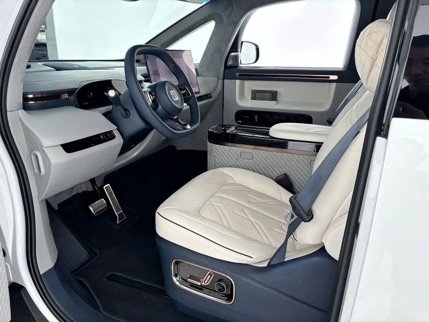 ZEEKR MIX 2024 2025 Smart Driving Edition