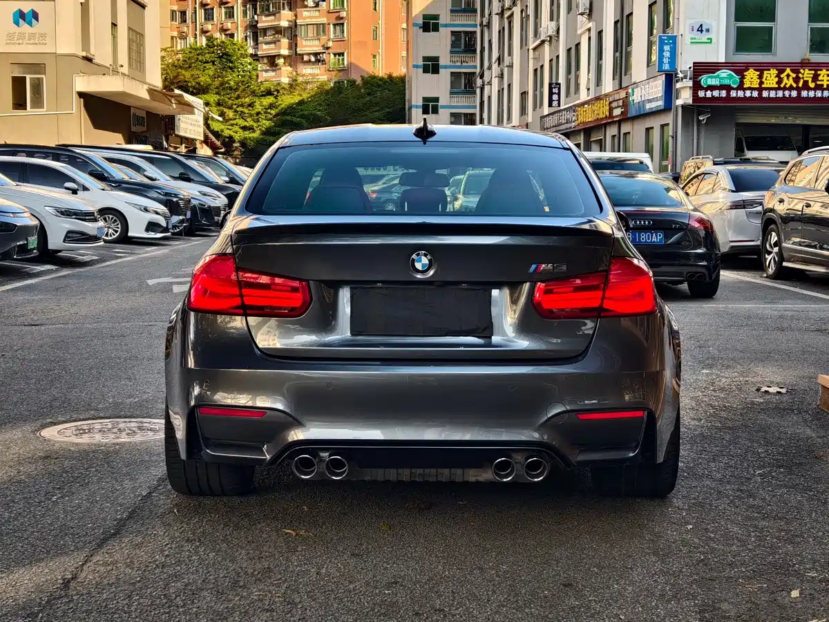 Photo 5 - BMW M3