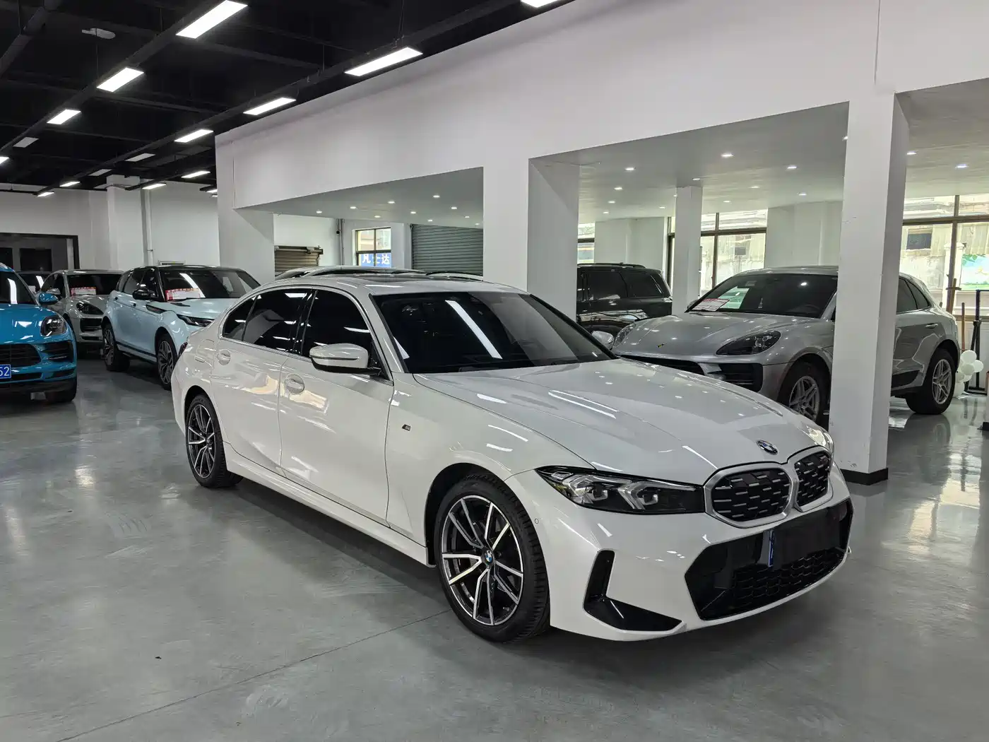 BMW 3 Series 2024 325Li M Sport Package фото 3
