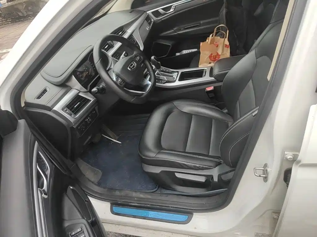 Photo 20 - Geely Emgrand GL
