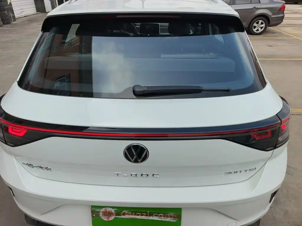 Volkswagen T-ROC 2025 2025 300TSI DSG 2WD Dawn Edition