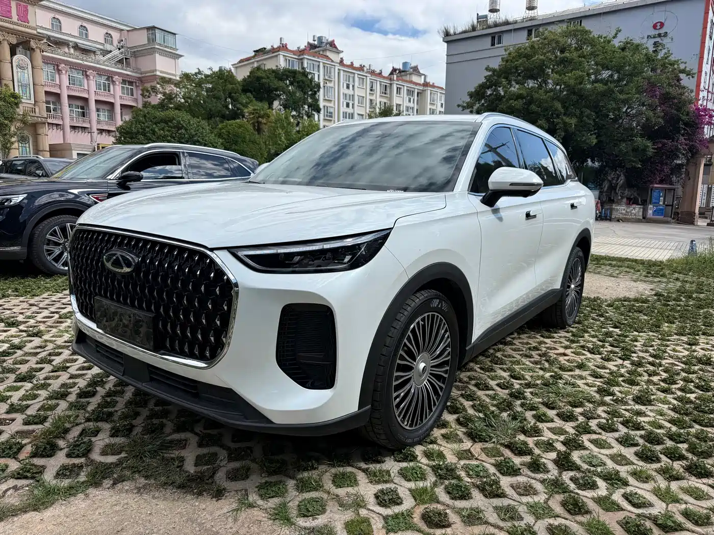 Chery Tiggo 8L 2025 2024 2.0T 2WD Premium 5-seater