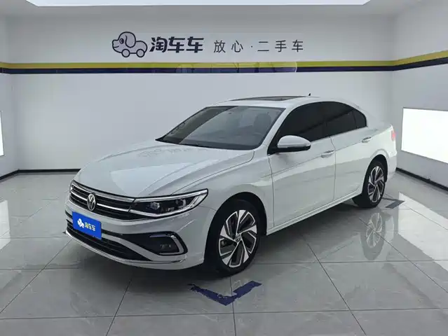 Фотография VOLKSWAGEN BORA