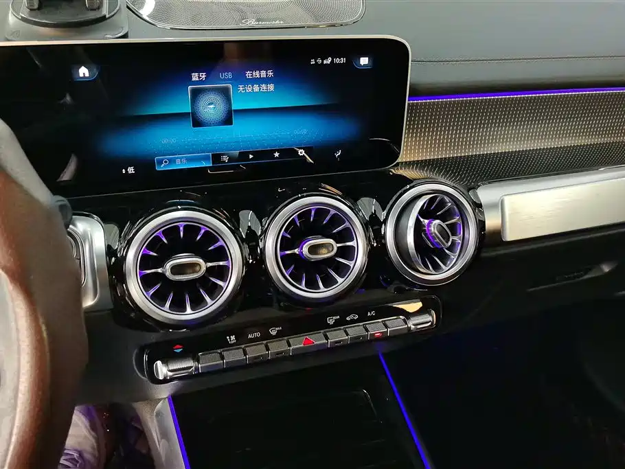 Mercedes-Benz GLB 2020 Facelift GLB 200 Dynamic фото 13