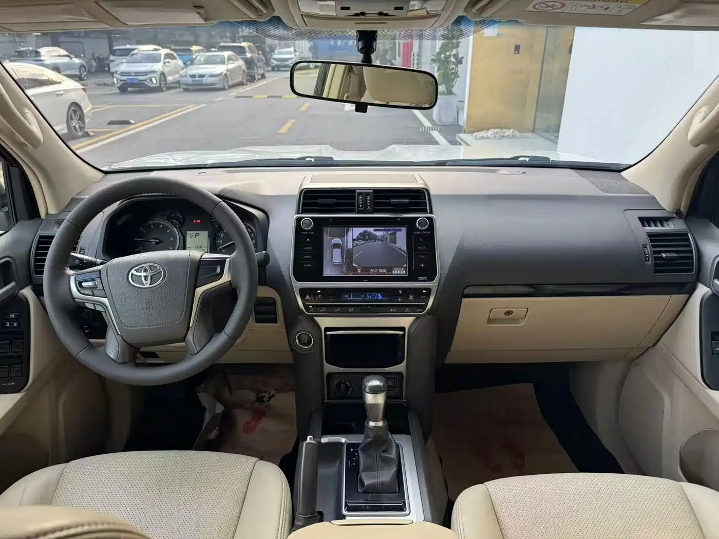Toyota Prado (Import) 2019 2017 Base Model