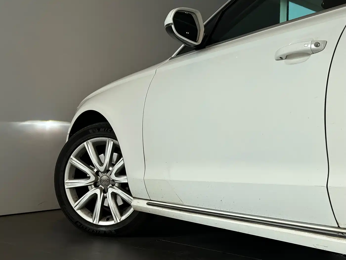 Фото 6 - Audi A6L