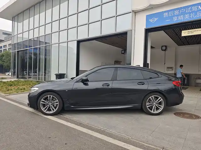 BMW 6 Series GT 2019 630i M Sport Package — фото 2
