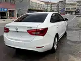 Фото 14 - Buick Excelle