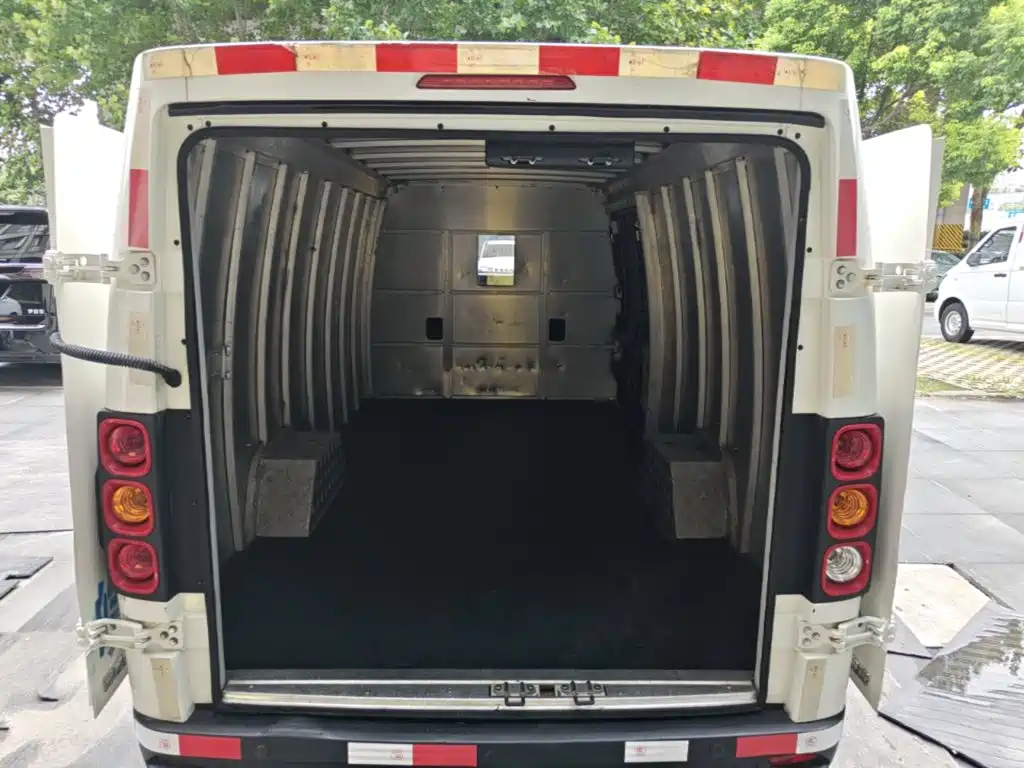 Singulato Gonow Shuai Ling 2022 2023 Standard Range 41.93kWh Tianjin Hengtian