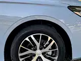 Фото 22 - Geely Emgrand