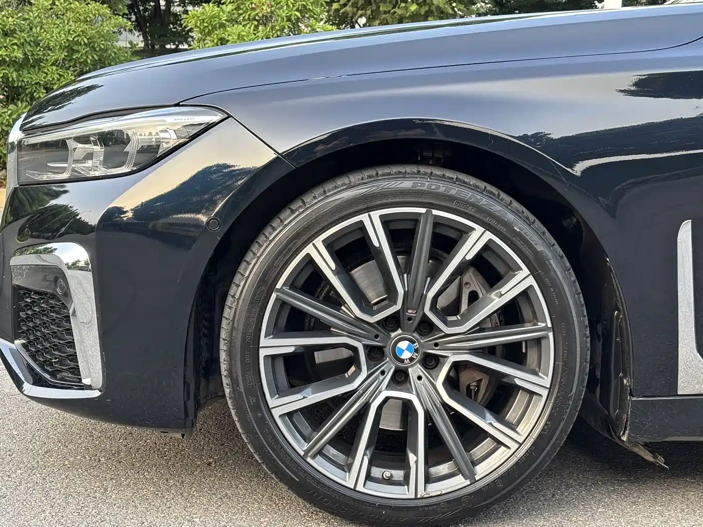 BMW 7 Series 2021 Model 740Li Leading M Sport Package фото 8