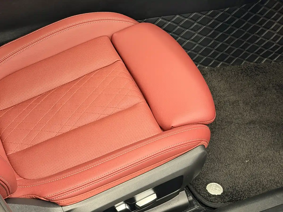 BMW 3 Series 2023 325Li M Sport Black Night Package фото 10
