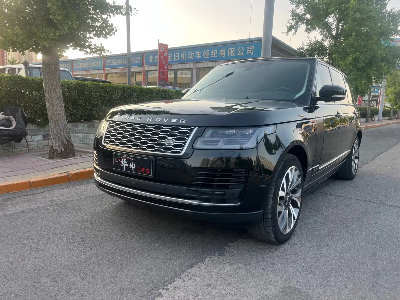 Land Rover Range Rover 2019 3.0 SC V6 Heritage Extended Edition фото 11