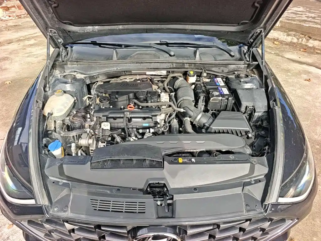 صورة 20 - Hyundai Sonata